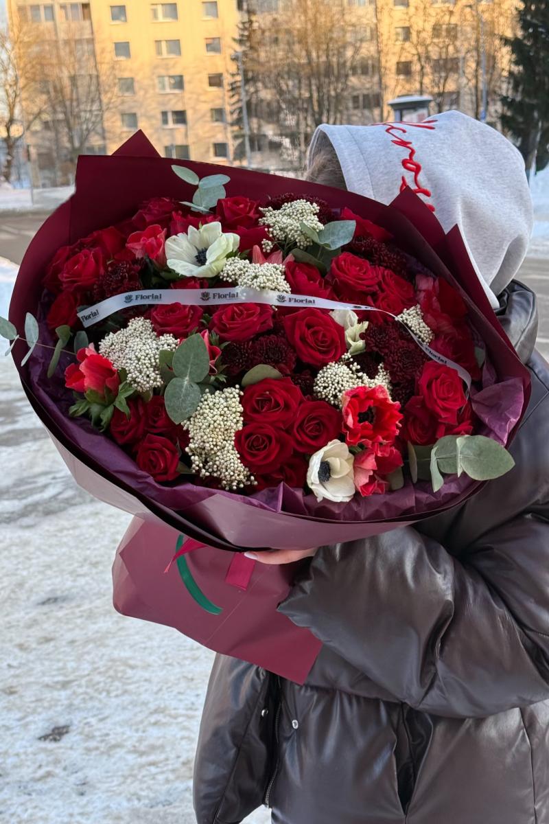 Puokštė "Aistros Pažadas"