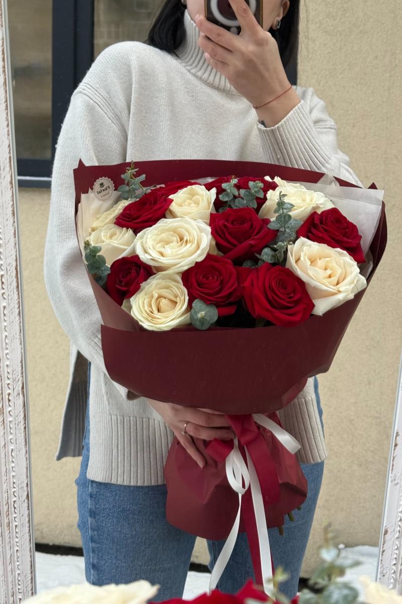 Puokštė "Amžina Meilė"